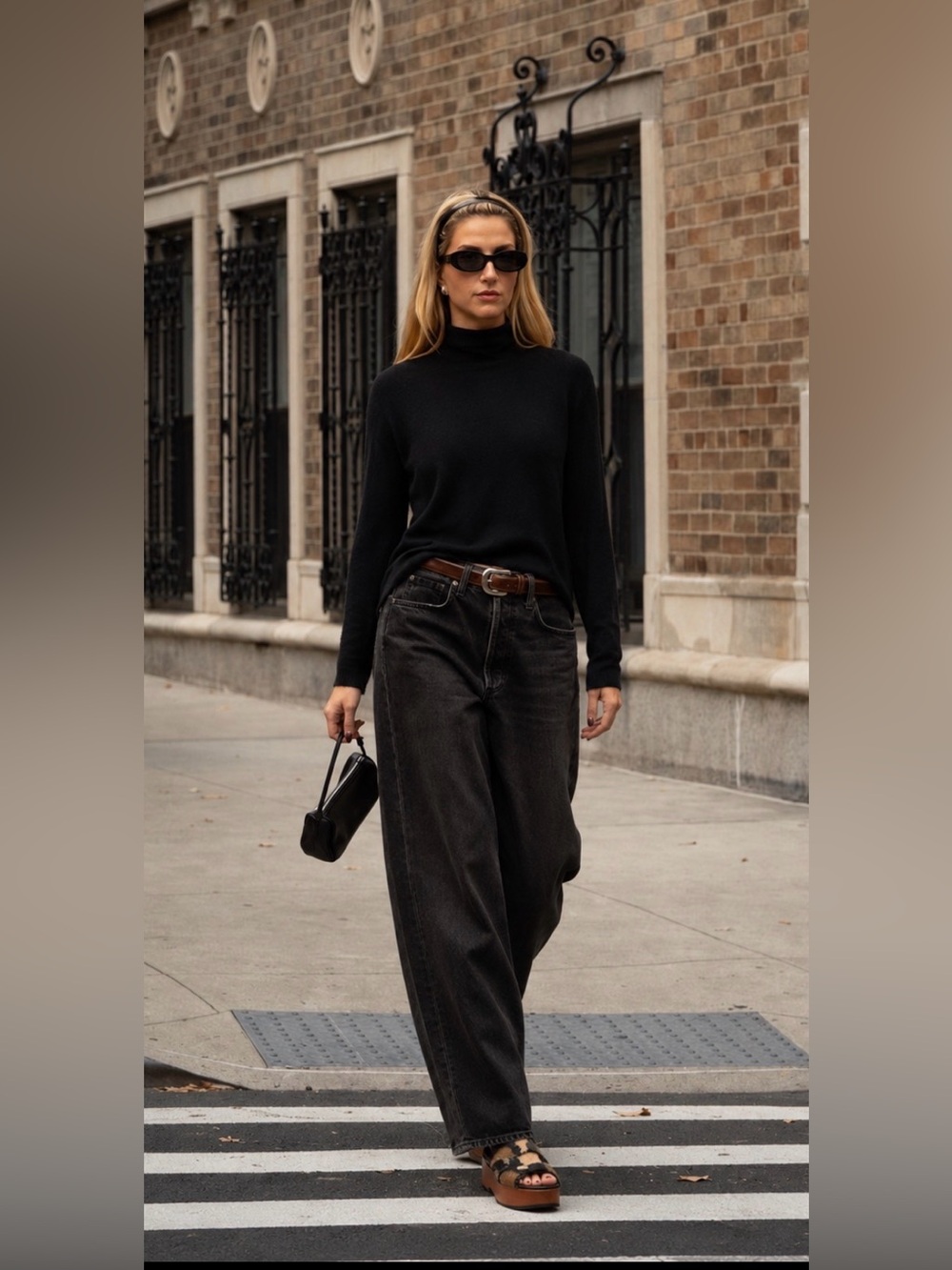 100% Cashmere Black Turtleneck Sweater
